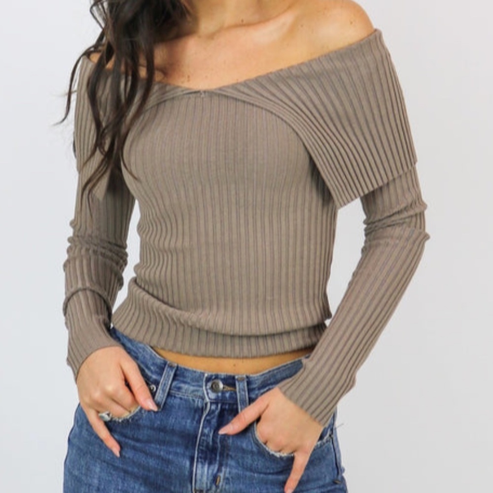Long sleeve off shoulder top